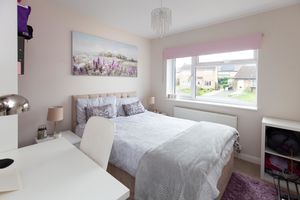 Bedroom- click for photo gallery